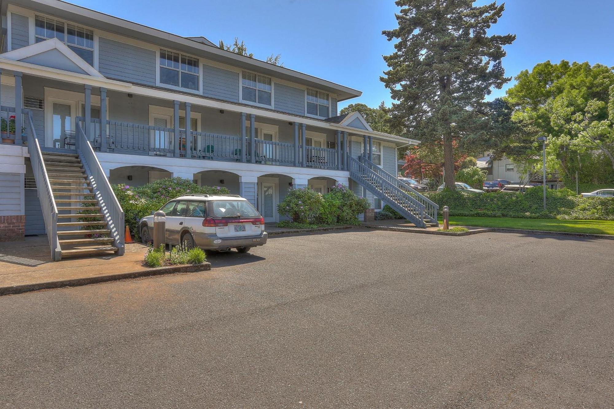 13 Lodge Hood River Εξωτερικό φωτογραφία