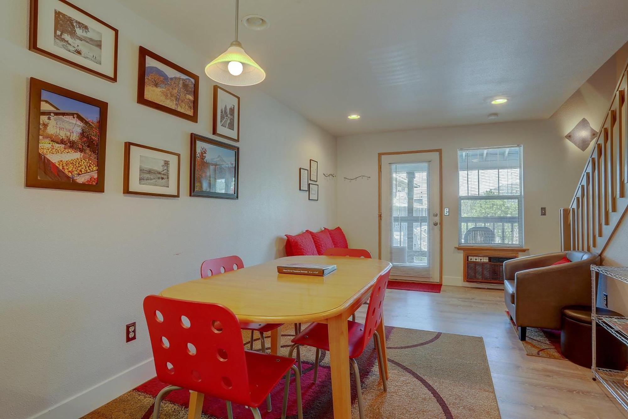 13 Lodge Hood River Εξωτερικό φωτογραφία